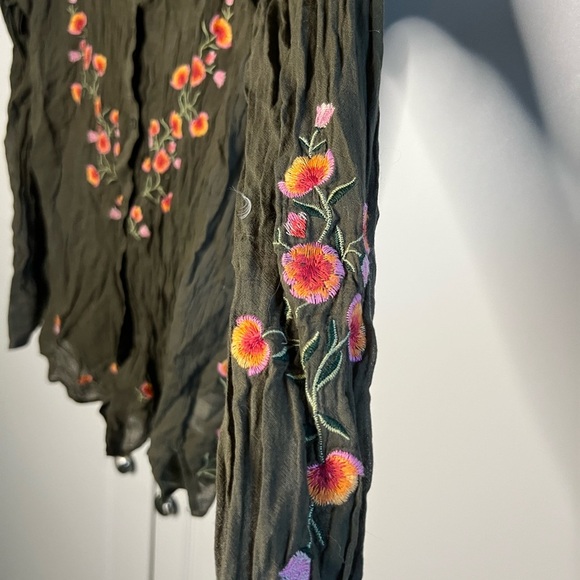 Express Gauze Cotton Embroidered Cottagecore Boyfriend Button Up - Picture 3 of 7